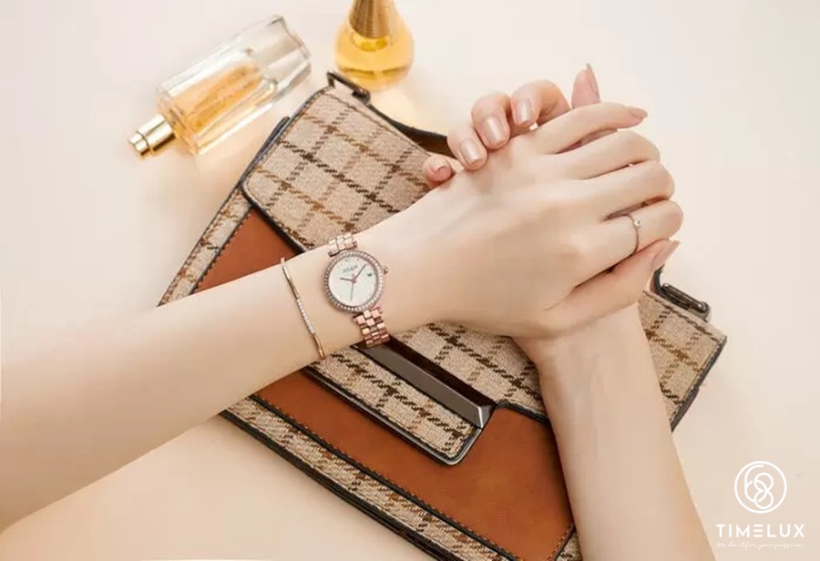Cách lựa chọn tay đeo thuận tiện và bảo vệ đồng hồ nhất