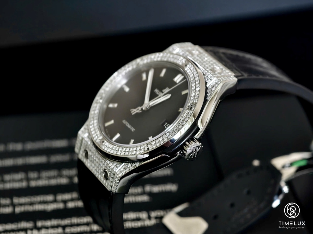 HUB Classic Fusion Black Dial Custom Pave Full Diamond 42mm