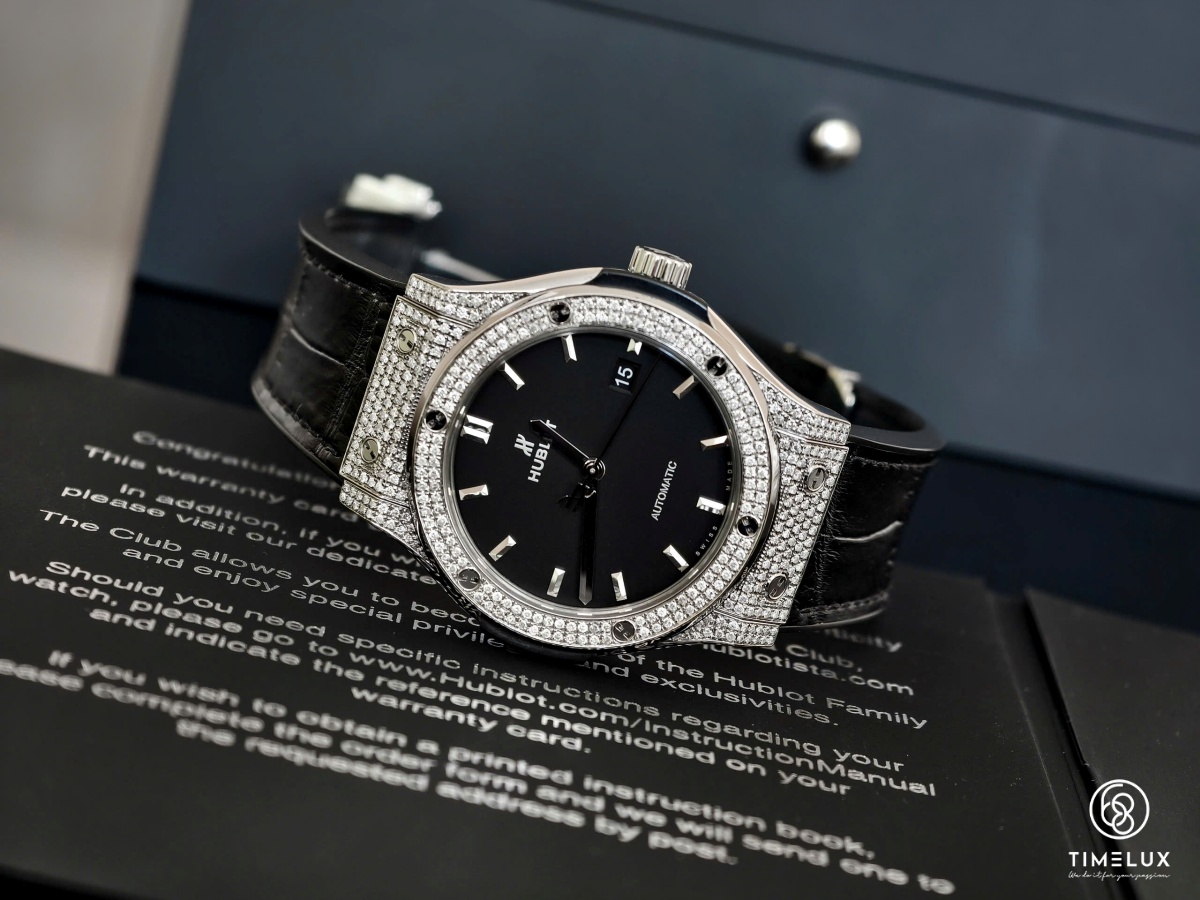 HUB Classic Fusion Black Dial Full Diamond 42mm Fullset 2021