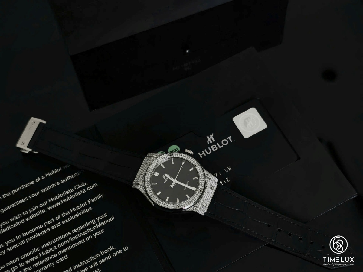 HUB Classic Fusion Black Dial Full Diamond 42mm Fullset 2021