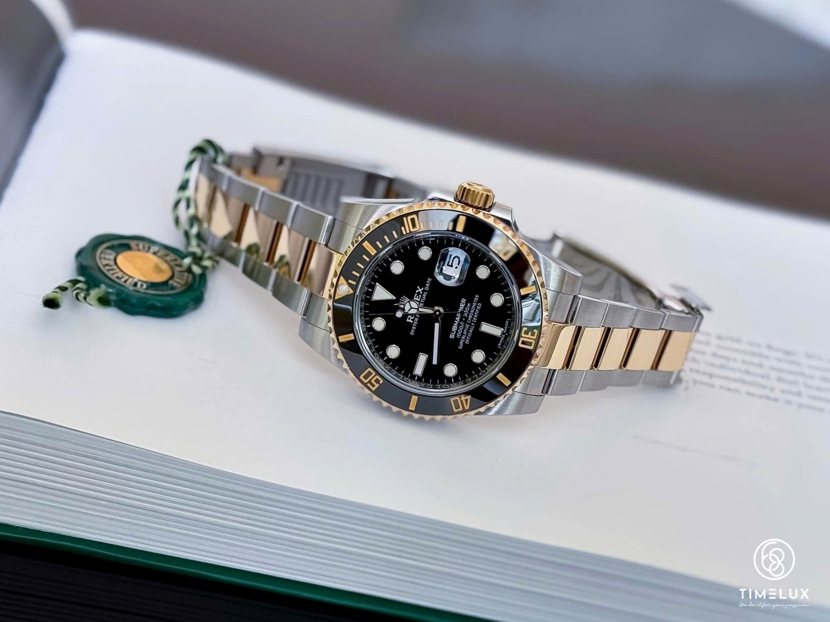 Rolex 116613LN Datejust Submariner Black Dial 18K Au750 Gold/Steel 40mm